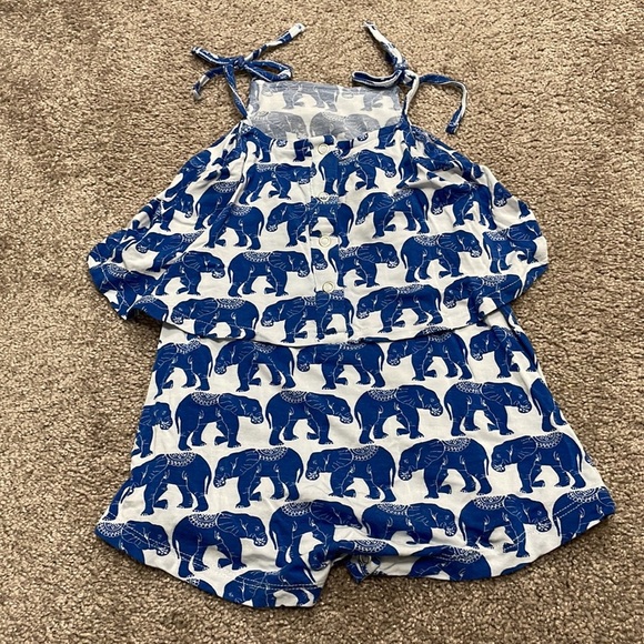 Kate Quinn Elephant Shortie - Picture 6 of 7